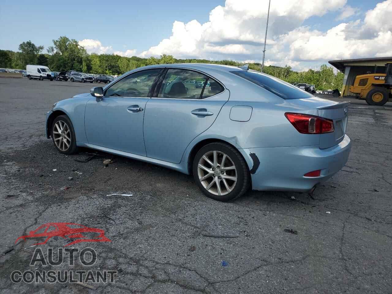 LEXUS IS 2012 - JTHCF5C21C5052832