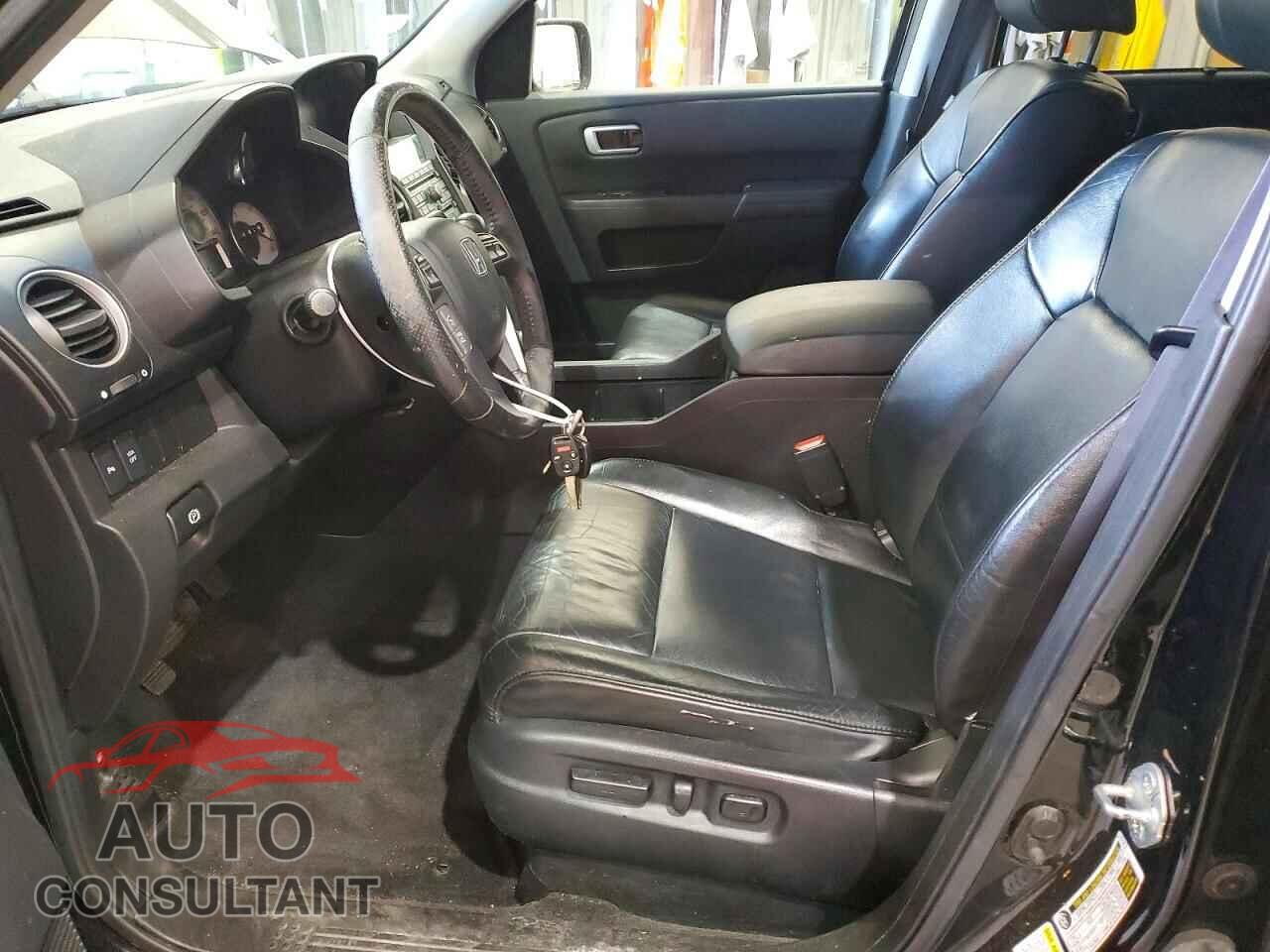 HONDA PILOT 2011 - 5FNYF4H98BB028192