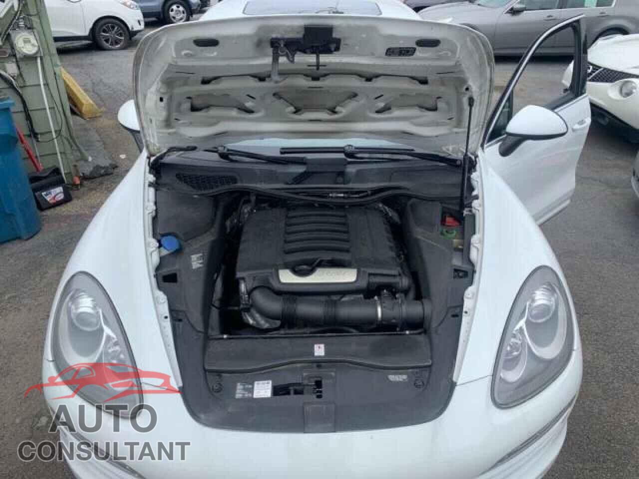 PORSCHE CAYENNE 2013 - WP1AA2A22DLA01361