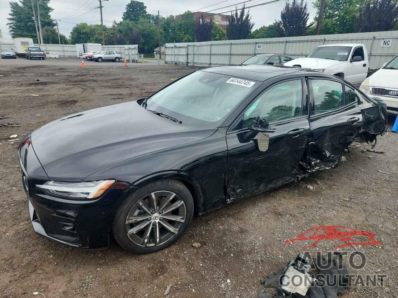VOLVO S60 B5 MOM 2022 - 7JRL12TZ8NG165844