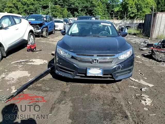 HONDA CIVIC 2017 - 19XFC2F58HE201986