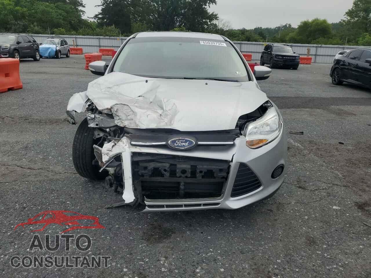 FORD FOCUS 2014 - 1FADP3F2XEL309977