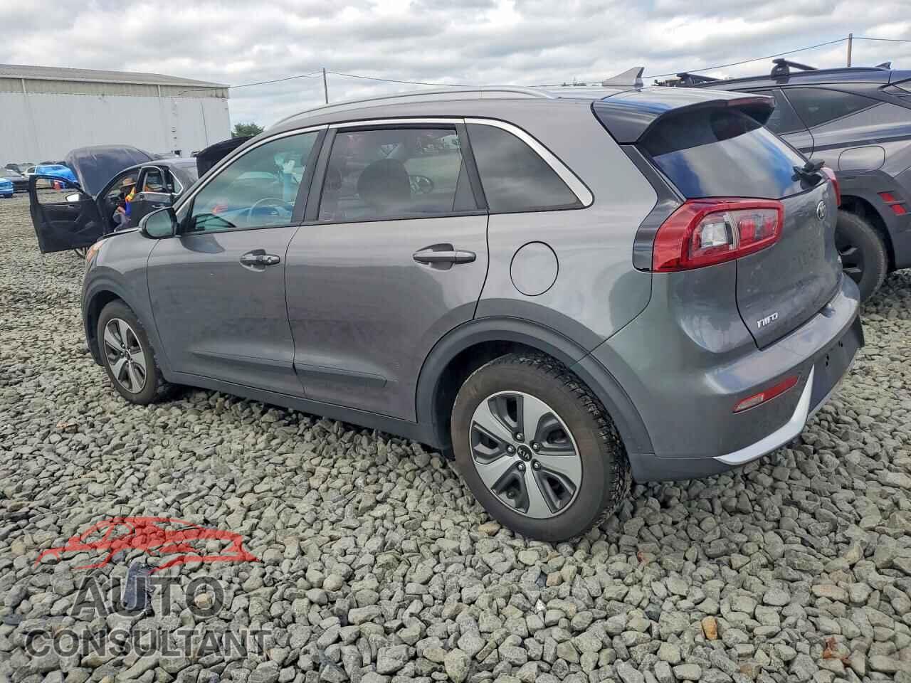 KIA NIRO 2017 - KNDCC3LC9H5068940