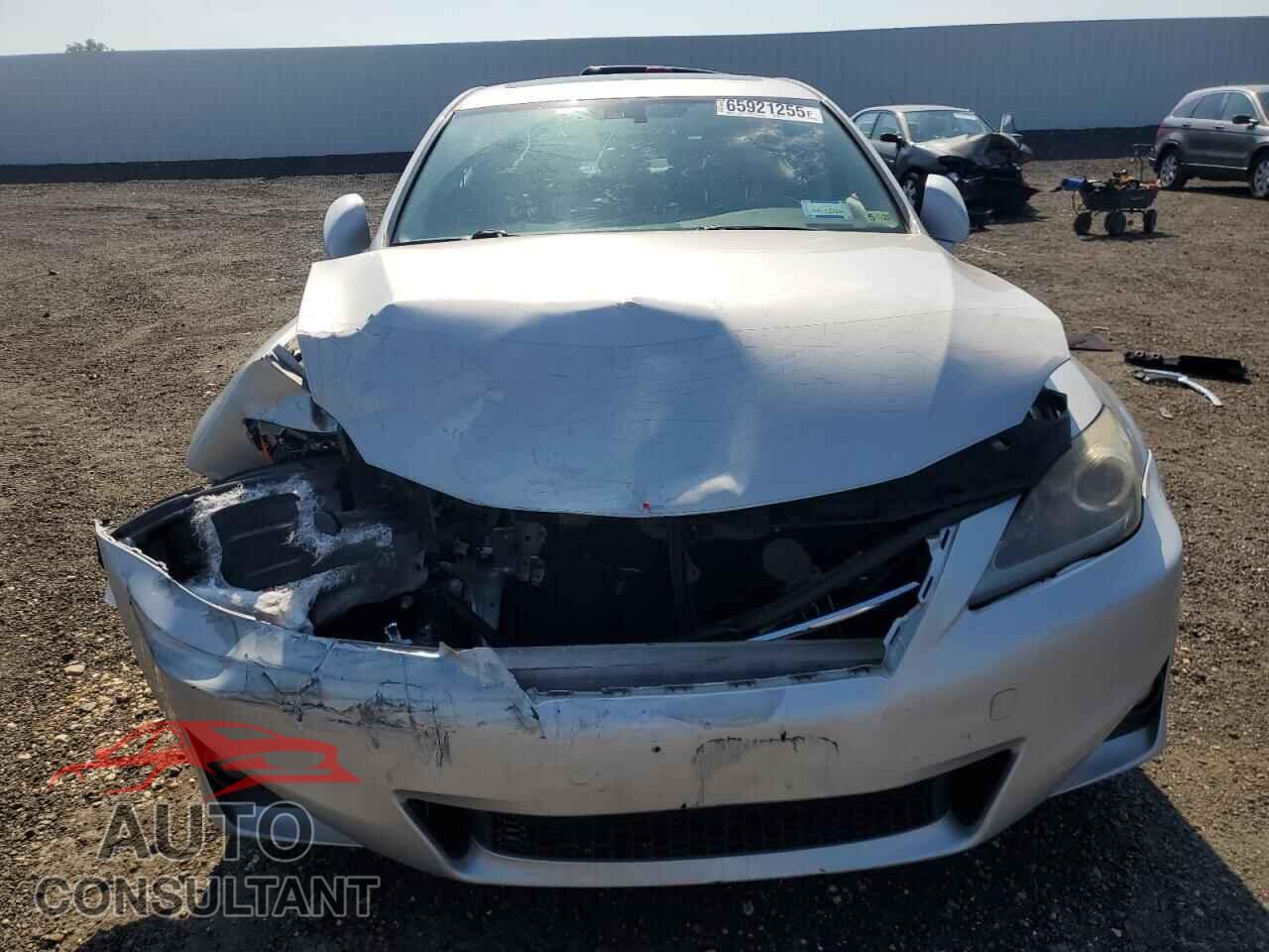 LEXUS IS 2012 - JTHCF5C22C5053732