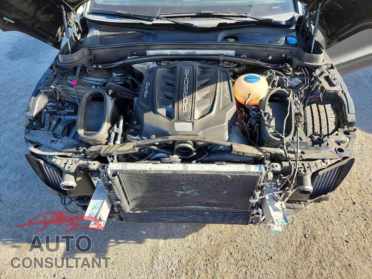 PORSCHE MACAN 2018 - WP1AF2A59JLB70445