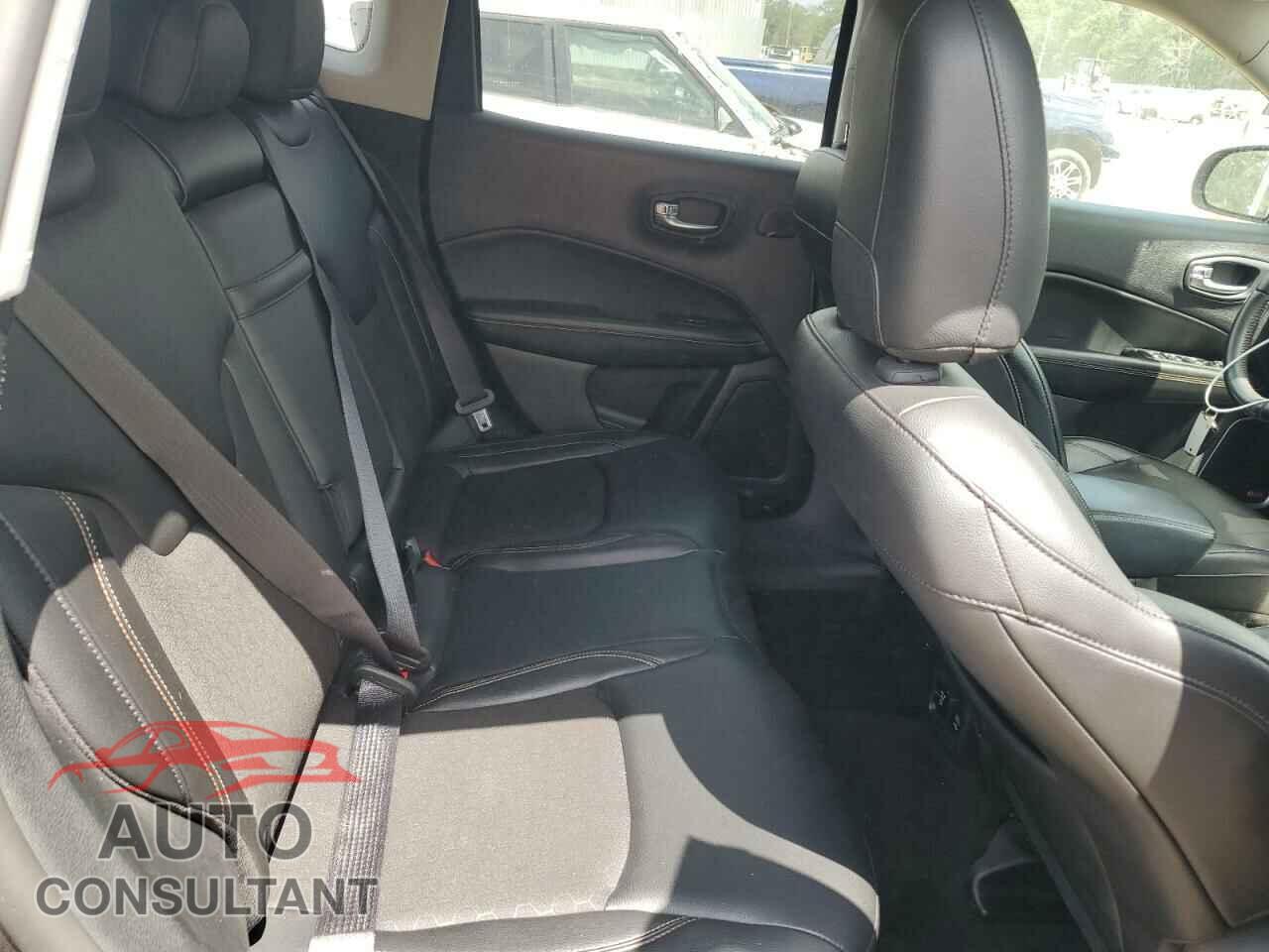JEEP COMPASS 2017 - 3C4NJCBB6HT629618