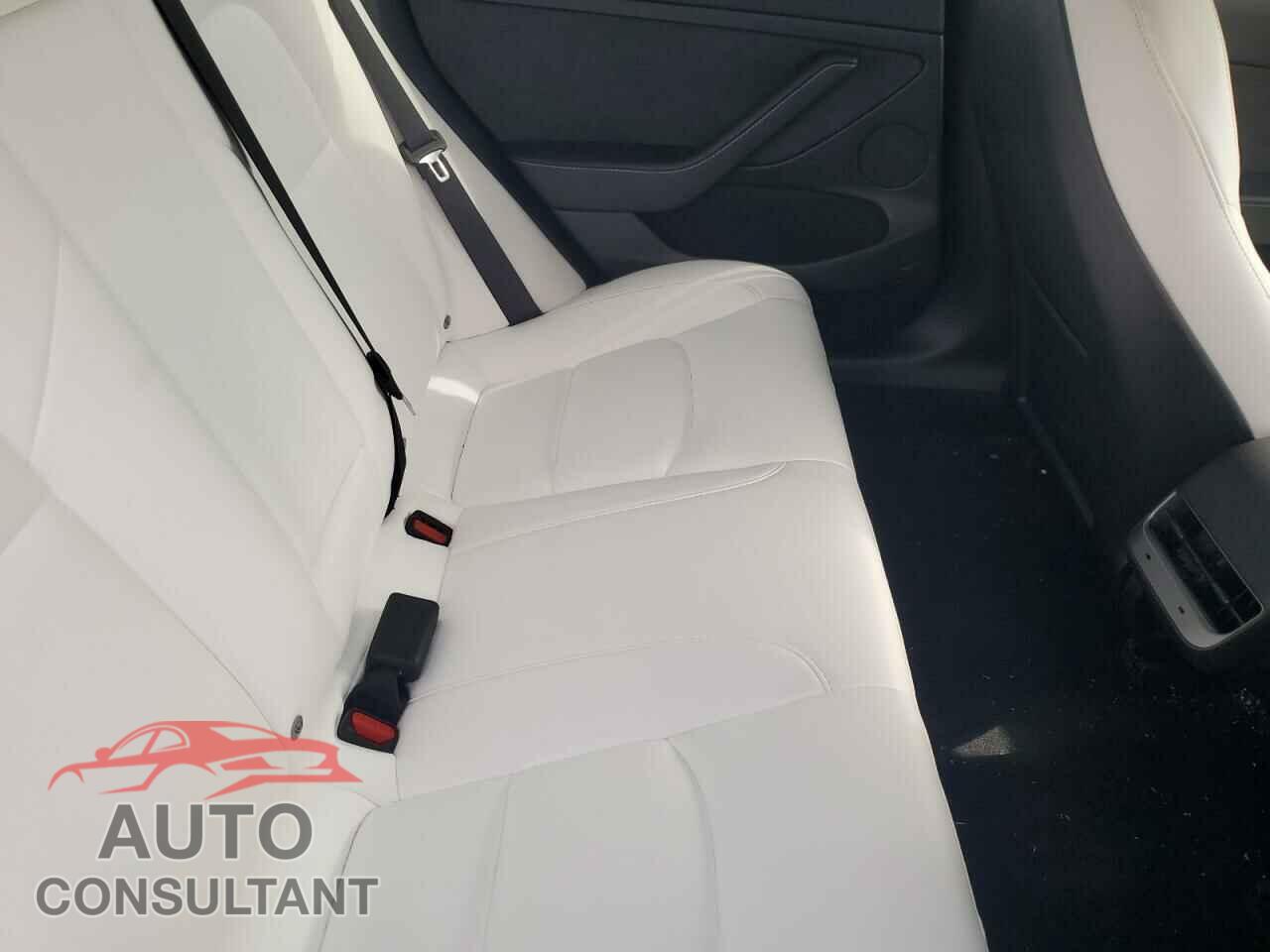 TESLA MODEL 3 2021 - 5YJ3E1EA7MF085044