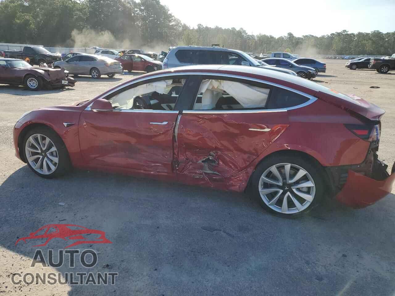 TESLA MODEL 3 2018 - 5YJ3E1EB0JF135285
