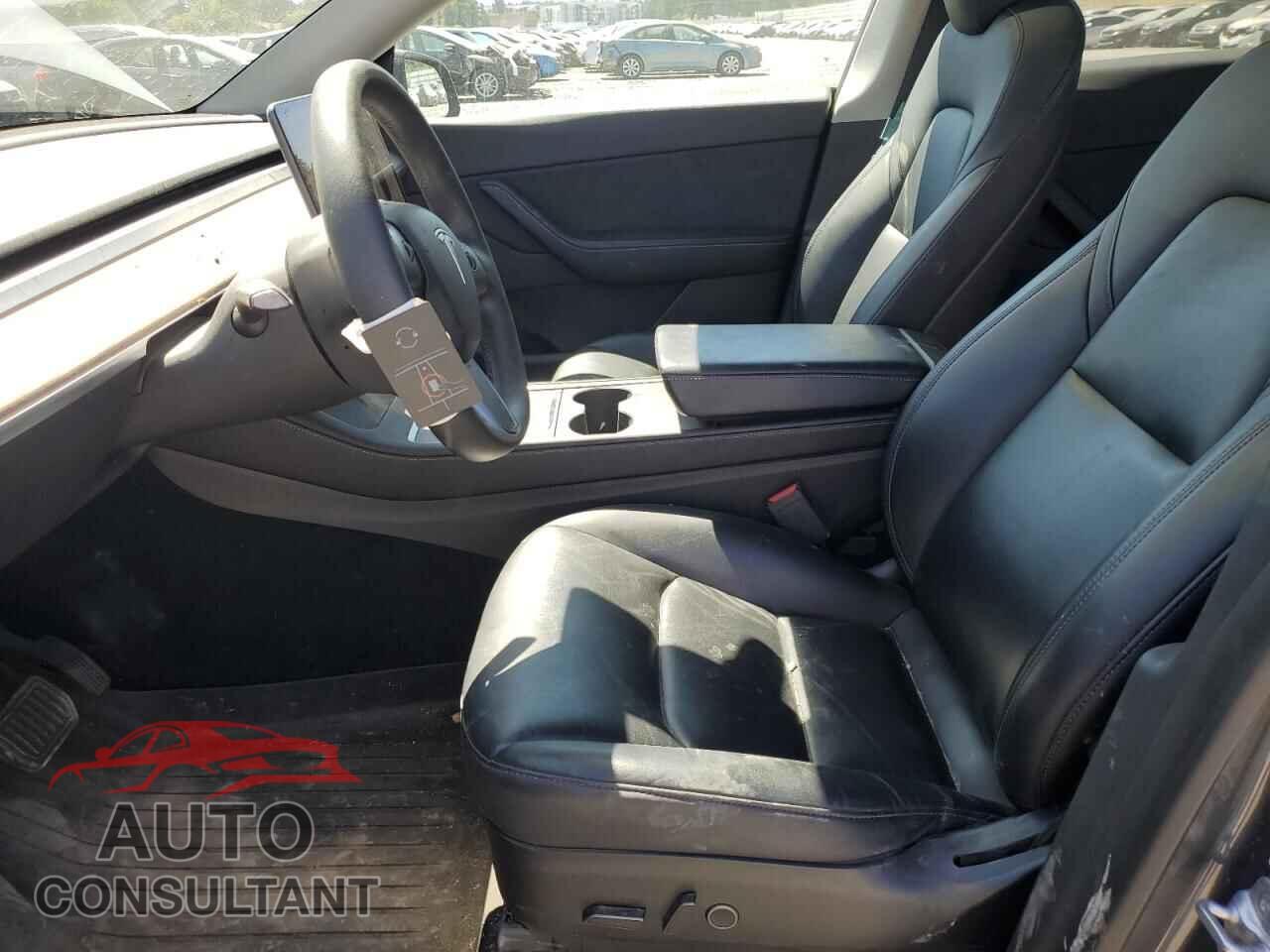 TESLA MODEL Y 2022 - 7SAYGDEE7NF342227