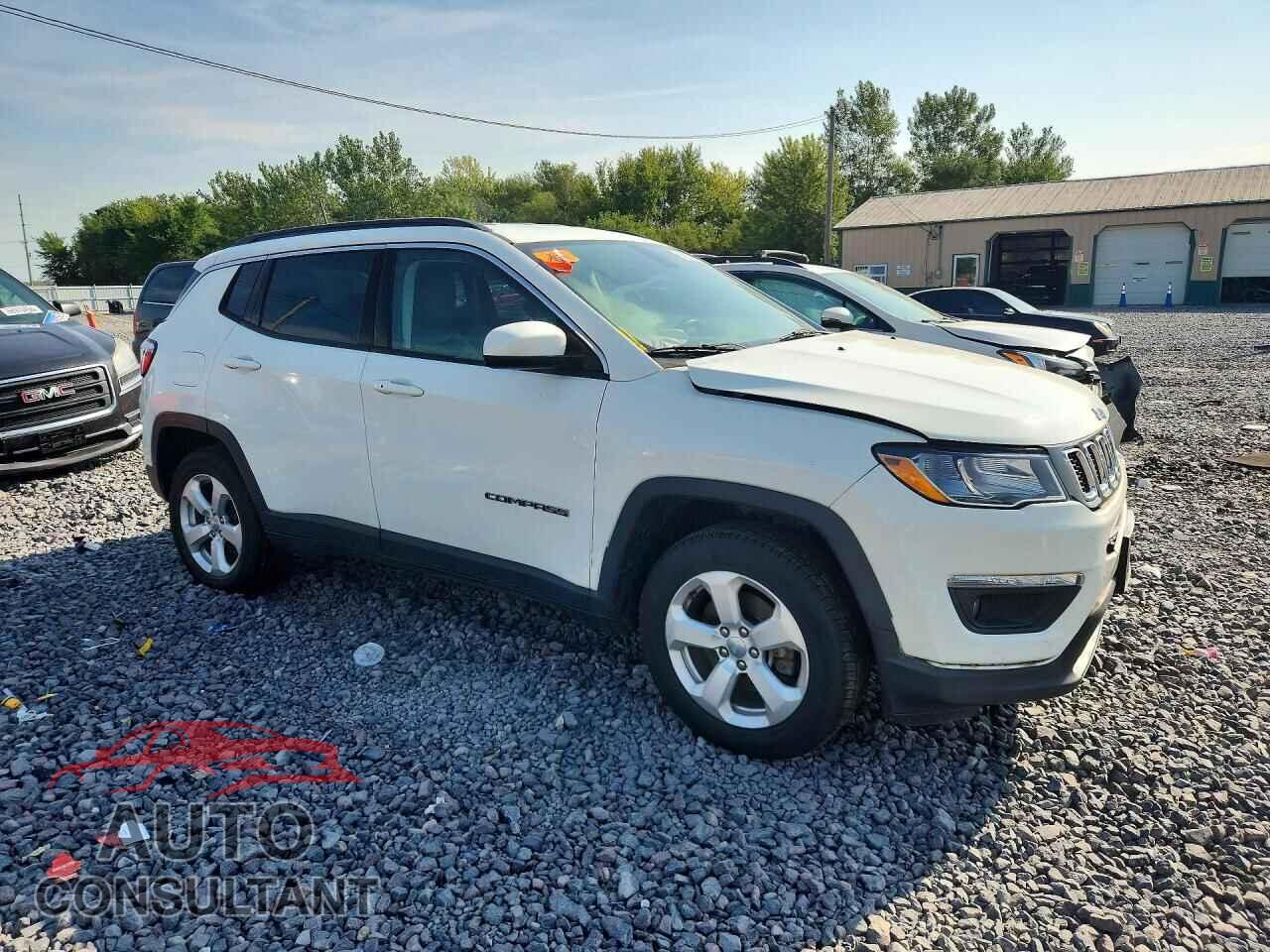 JEEP COMPASS 2017 - 3C4NJDBB6HT579020