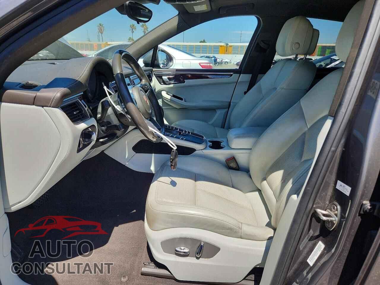 PORSCHE MACAN 2018 - WP1AB2A53JLB32771