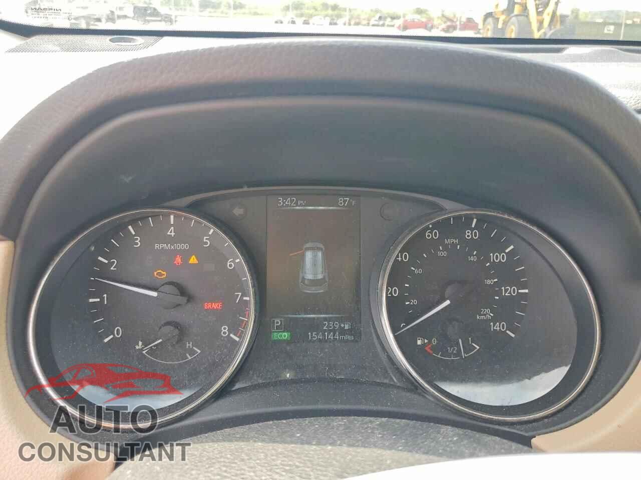 NISSAN ROGUE 2017 - KNMAT2MV2HP512357