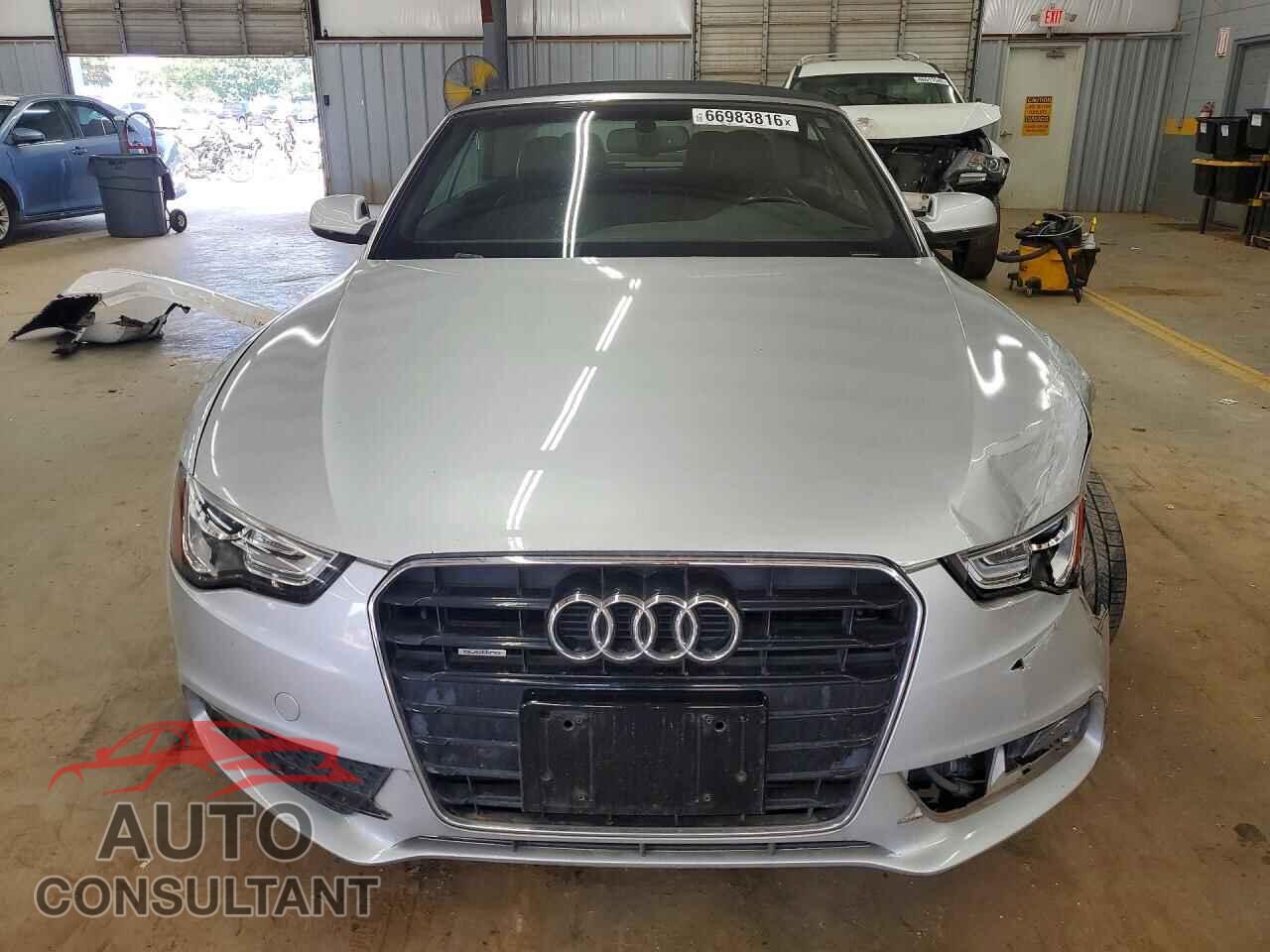 AUDI A5 2014 - WAULFAFH4EN007524