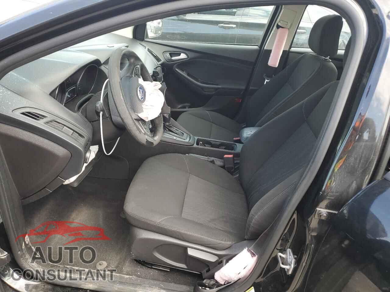 FORD FOCUS 2015 - 1FADP3F2XFL250012