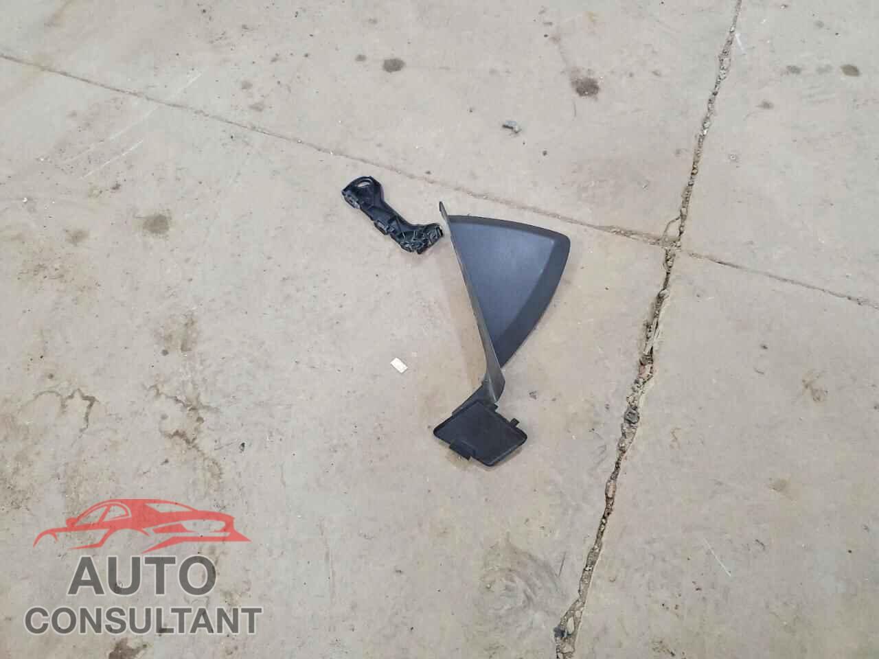 FORD FOCUS 2017 - 1FADP3L96HL221983