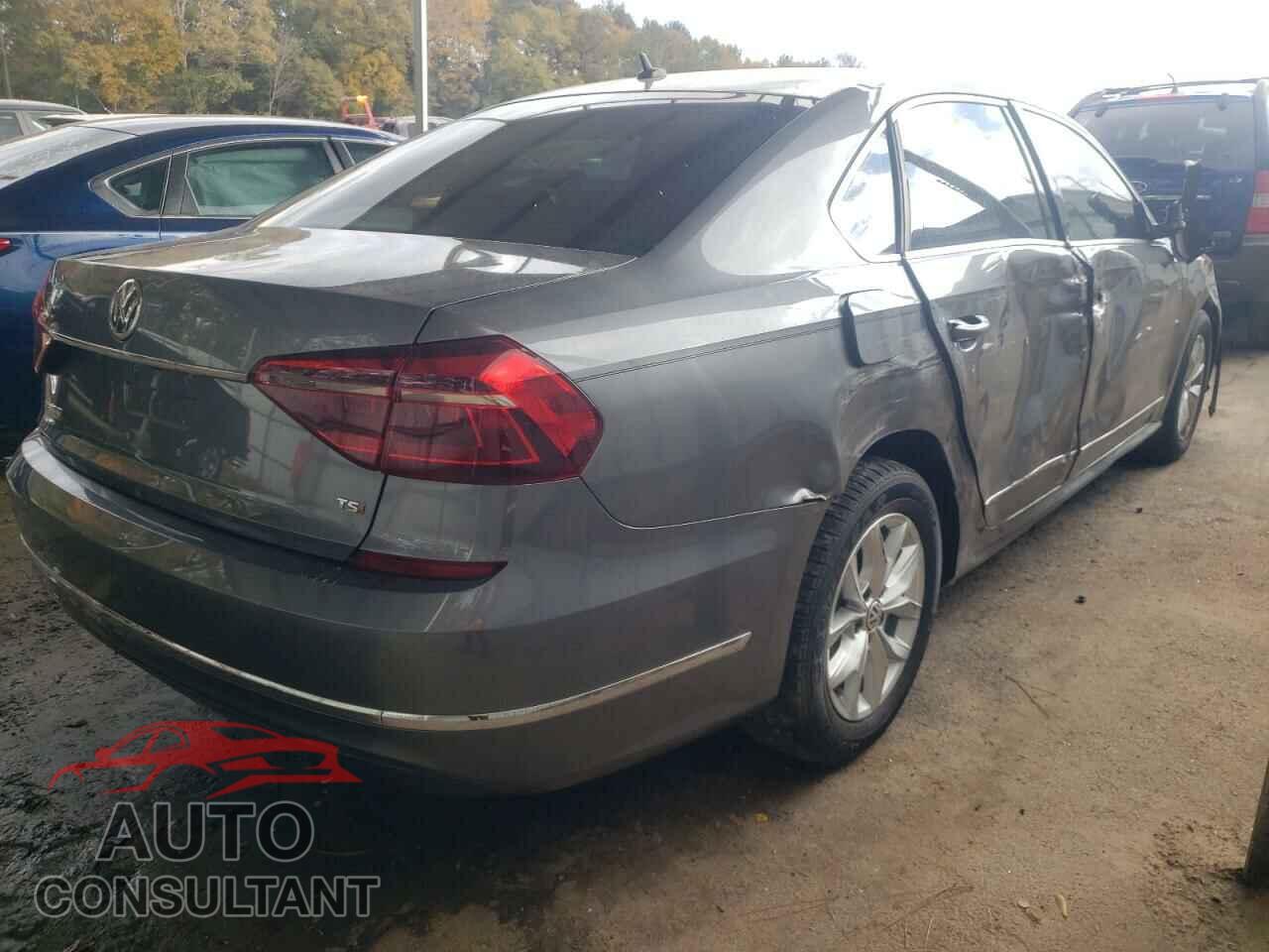 VOLKSWAGEN PASSAT 2017 - 1VWAT7A38HC032795
