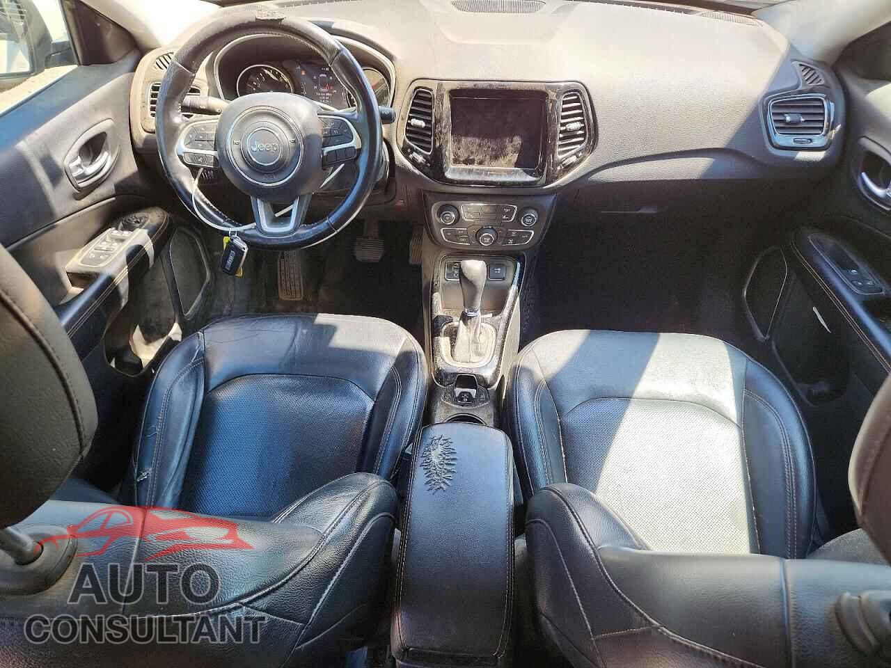 JEEP COMPASS 2018 - 3C4NJCCB4JT406420