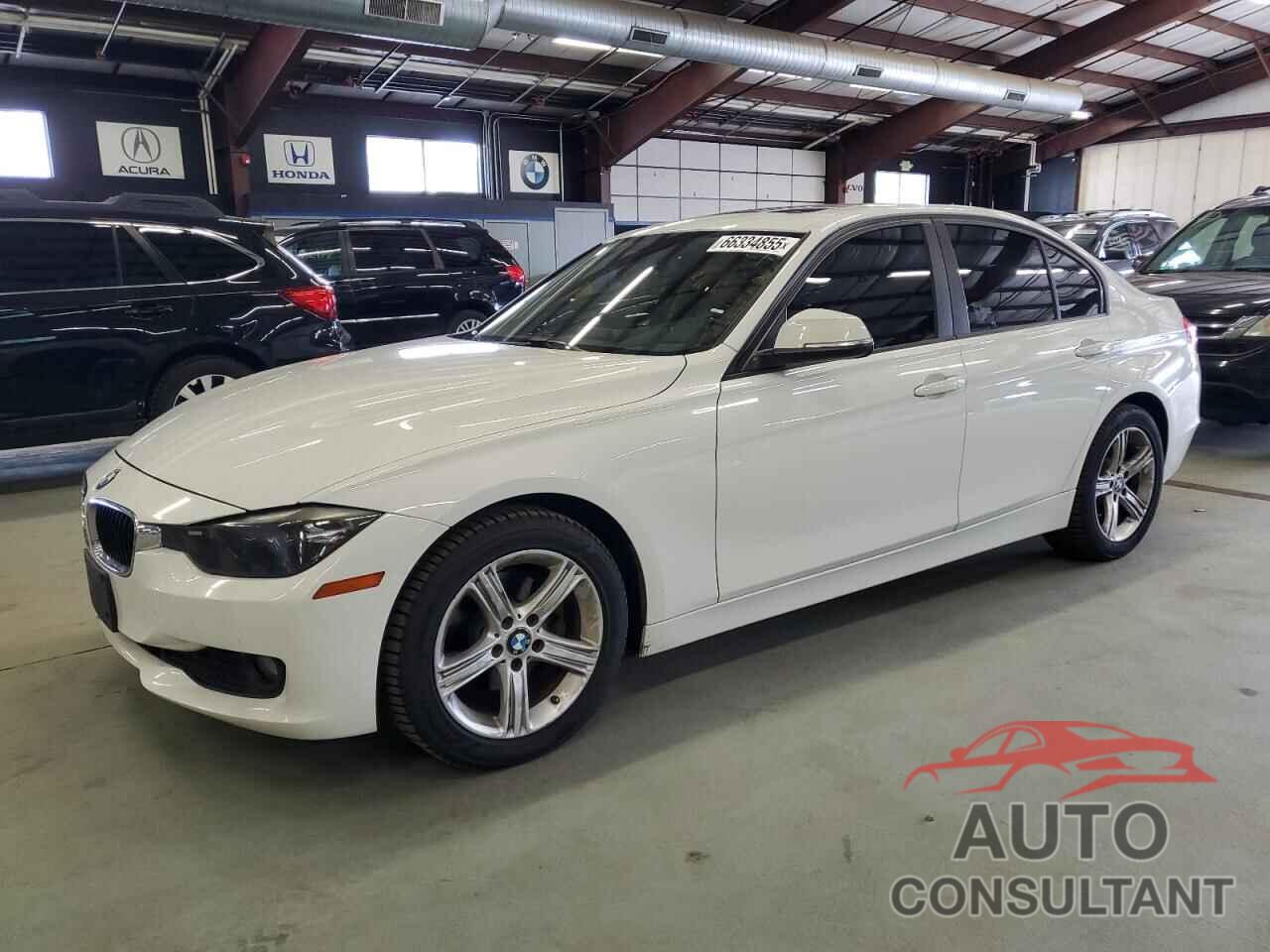 BMW 3 SERIES 2014 - WBA3C3C51EF983611