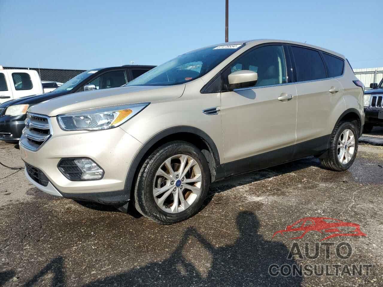 FORD ESCAPE 2017 - 1FMCU0GD2HUE53272