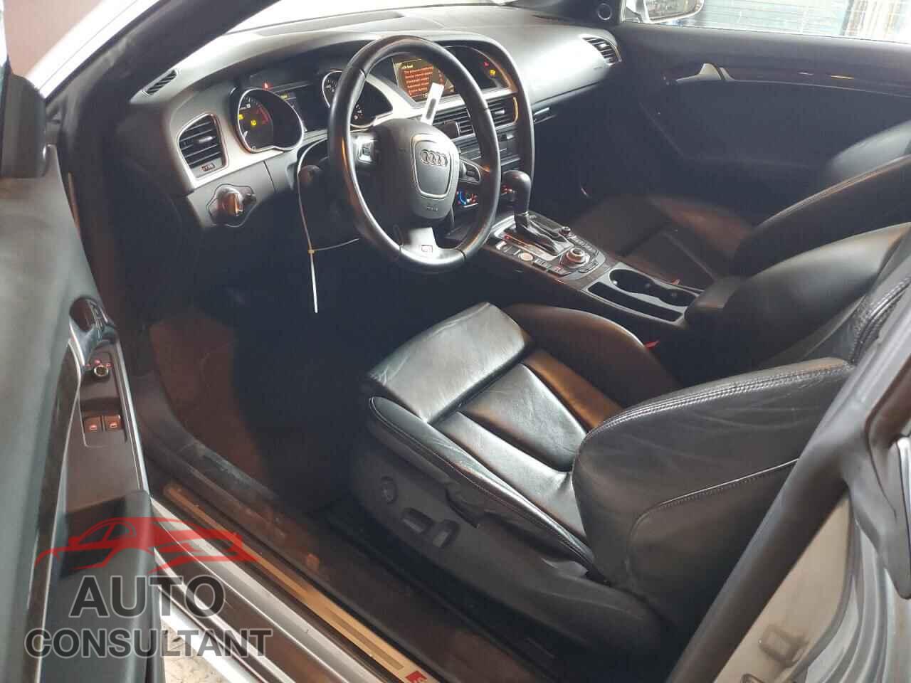 AUDI S5/RS5 2010 - WAUVVAFR8AA026065