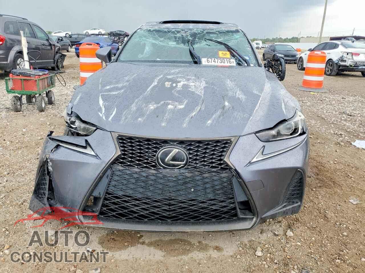 LEXUS IS 2018 - JTHBA1D29J5073085
