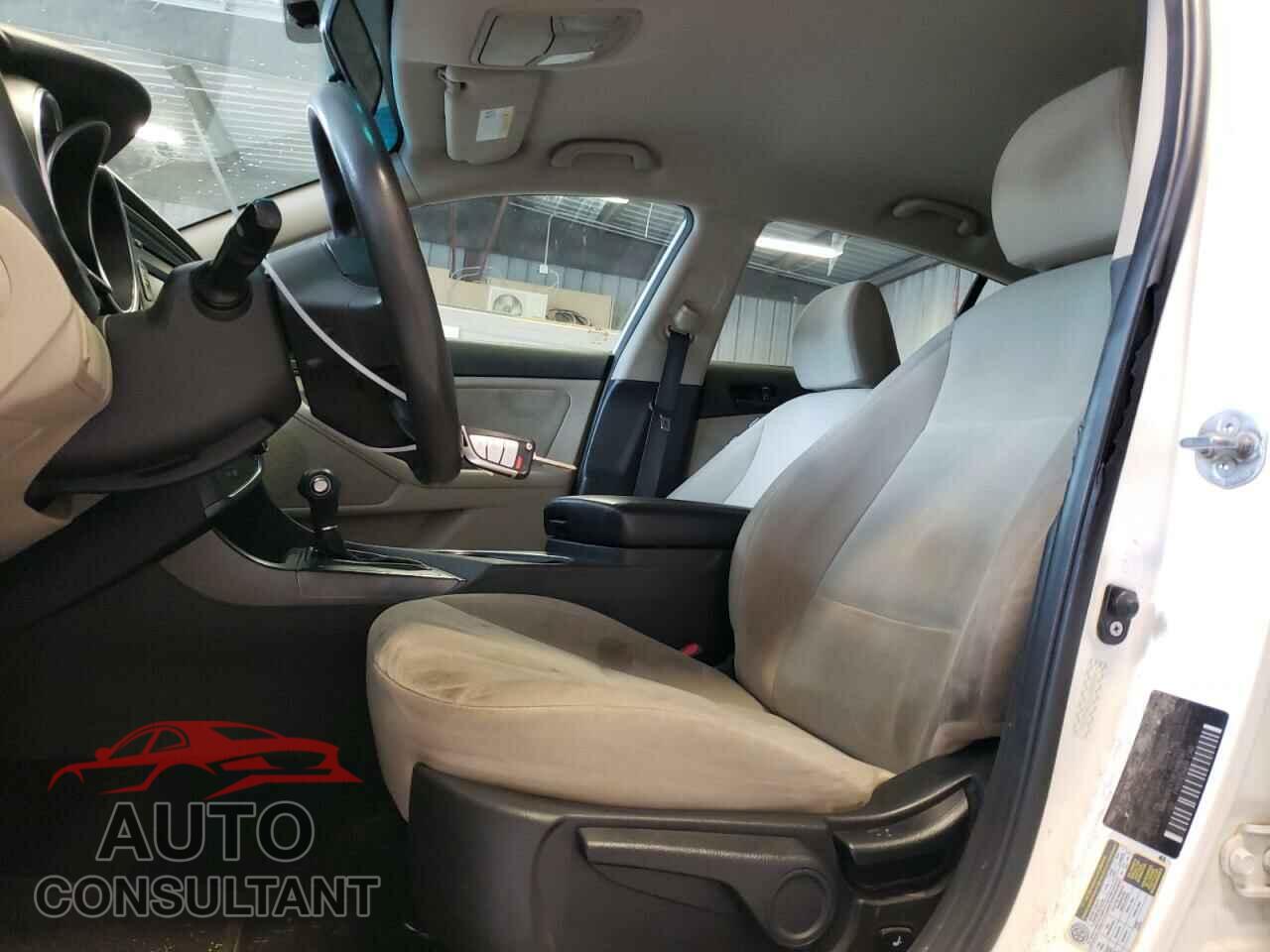 KIA OPTIMA 2014 - KNAGM4A79E5466961