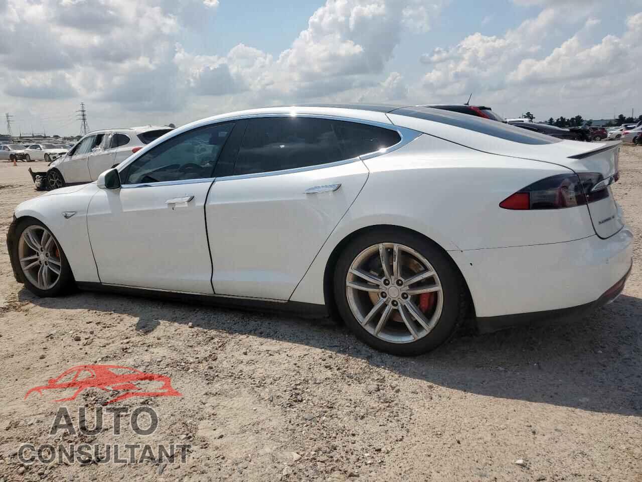 TESLA MODEL S 2014 - 5YJSA1H18EFP27808