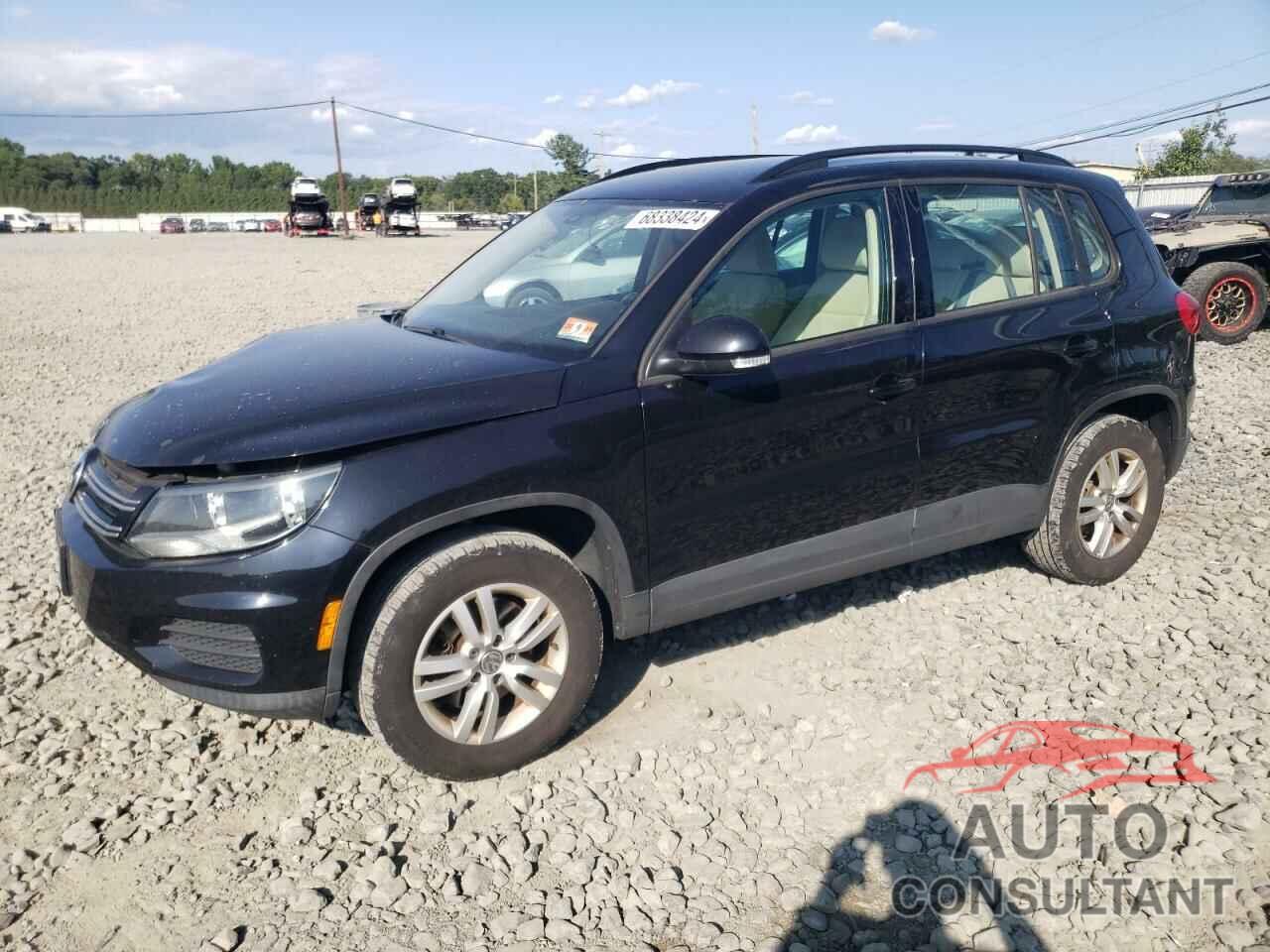 VOLKSWAGEN TIGUAN 2017 - WVGBV7AX3HK027252