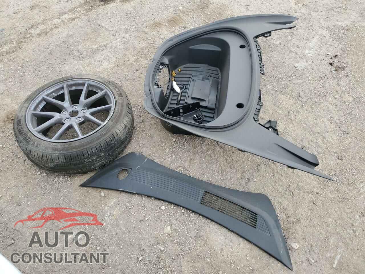 TESLA MODEL 3 2023 - 5YJ3E1EA4PF575963