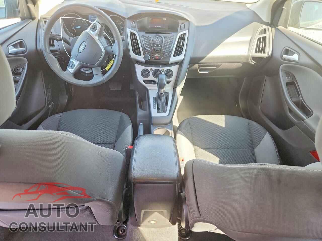 FORD FOCUS 2014 - 1FADP3F26EL407100