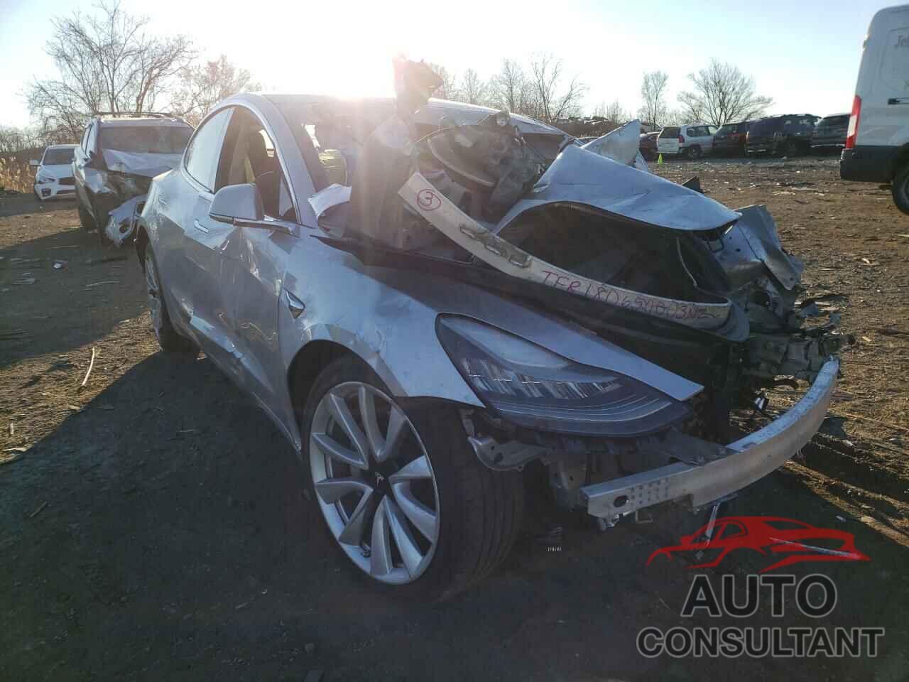 TESLA MODEL 3 2018 - 5YJ3E1EA2JF009601