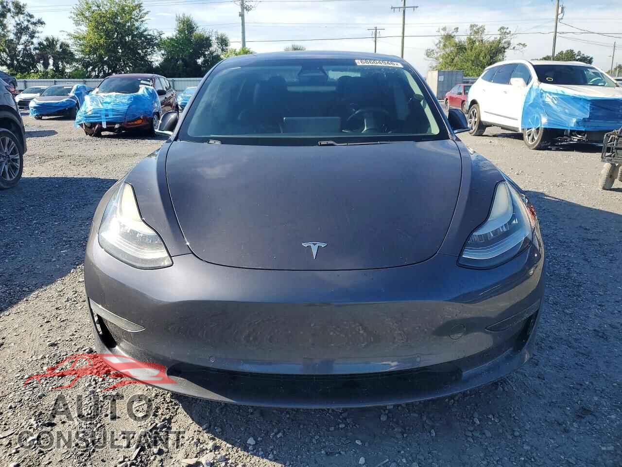 TESLA MODEL 3 2019 - 5YJ3E1EA8KF331323
