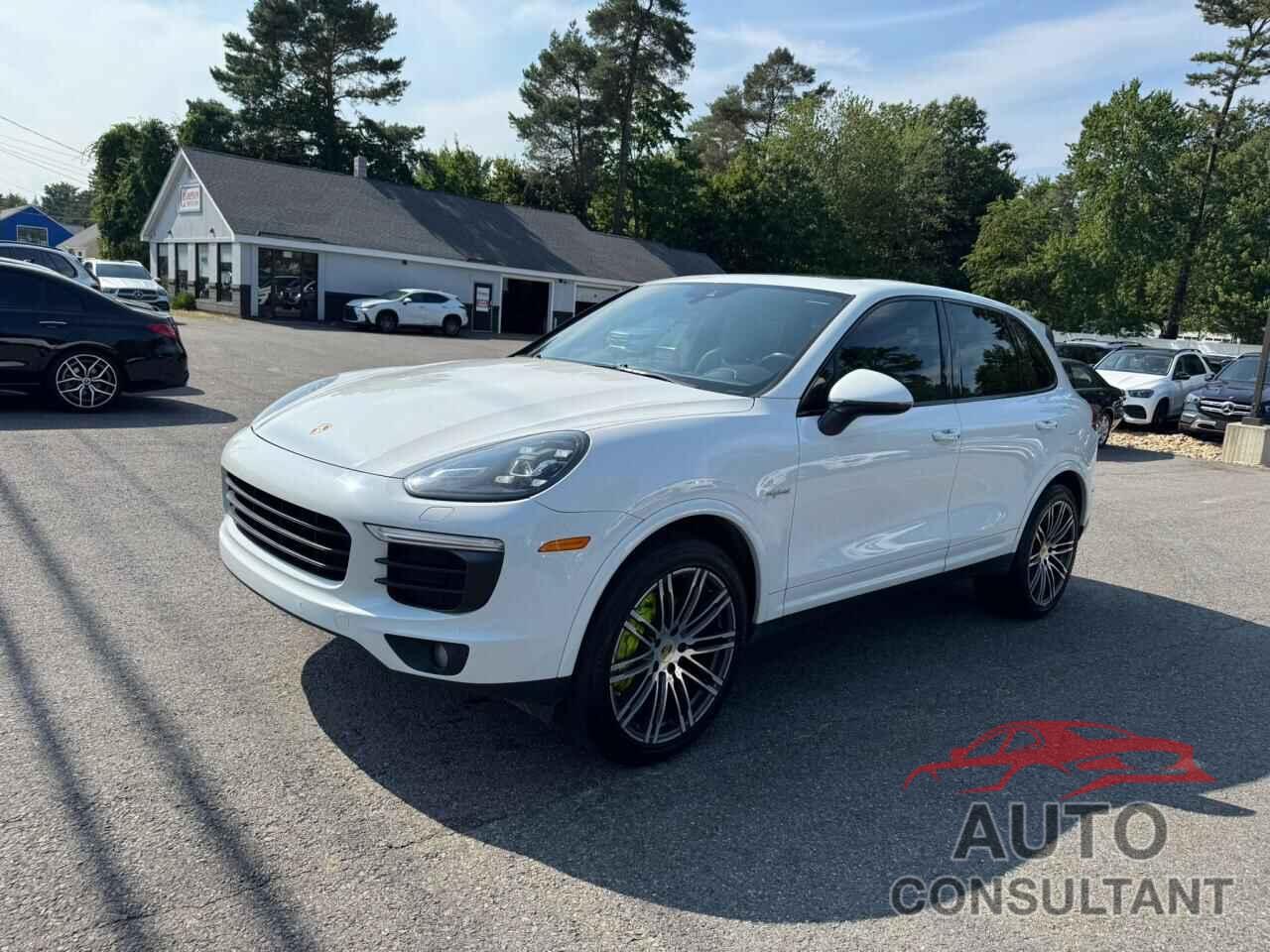 PORSCHE CAYENNE 2017 - WP1AE2A27HLA74767