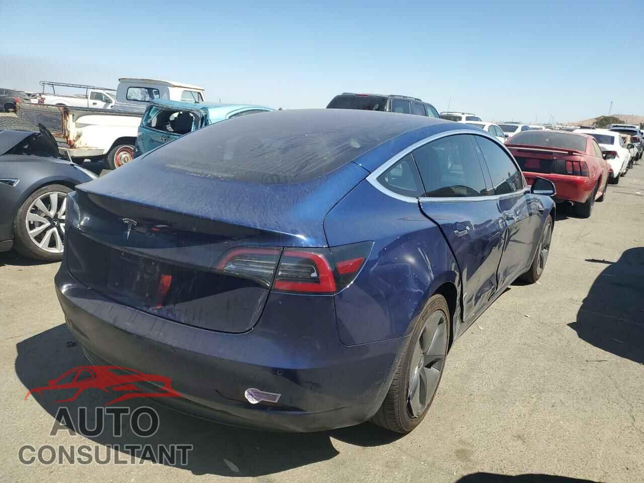 TESLA MODEL 3 2018 - 5YJ3E1EA6JF039233