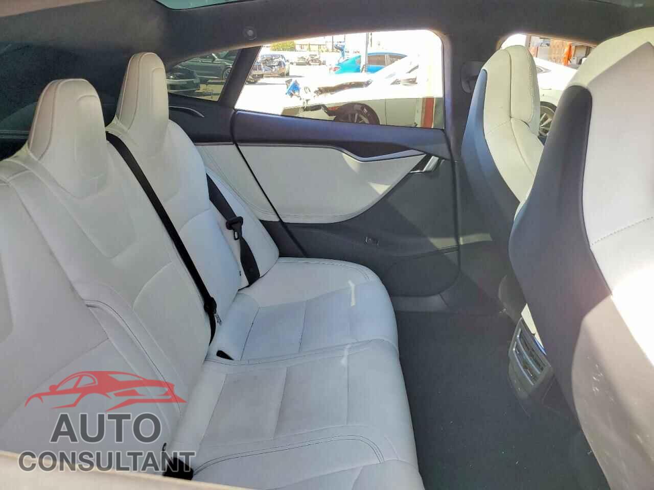 TESLA MODEL S 2018 - 5YJSA1E26JF295663