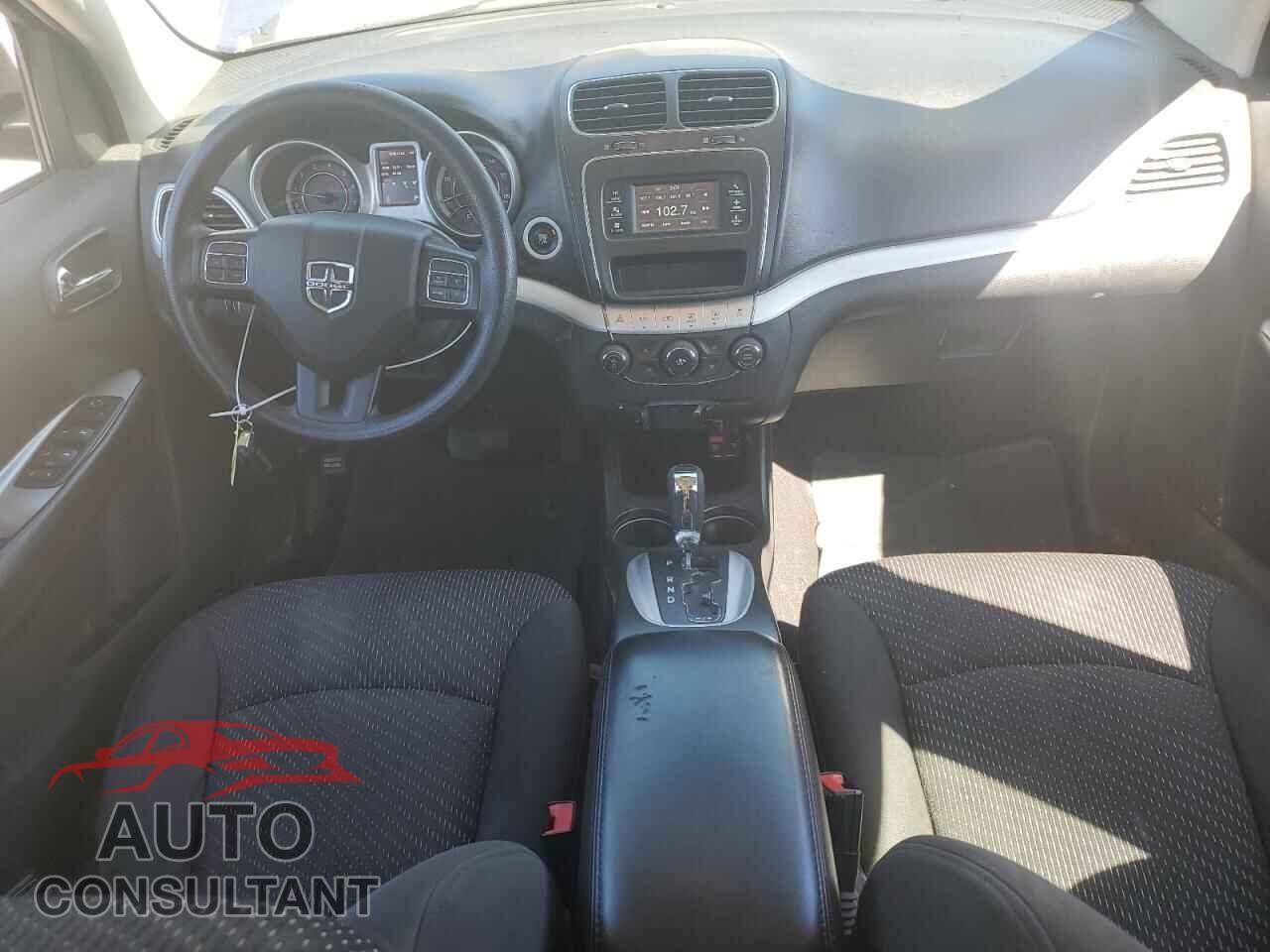 DODGE JOURNEY 2015 - 3C4PDCAB7FT530238