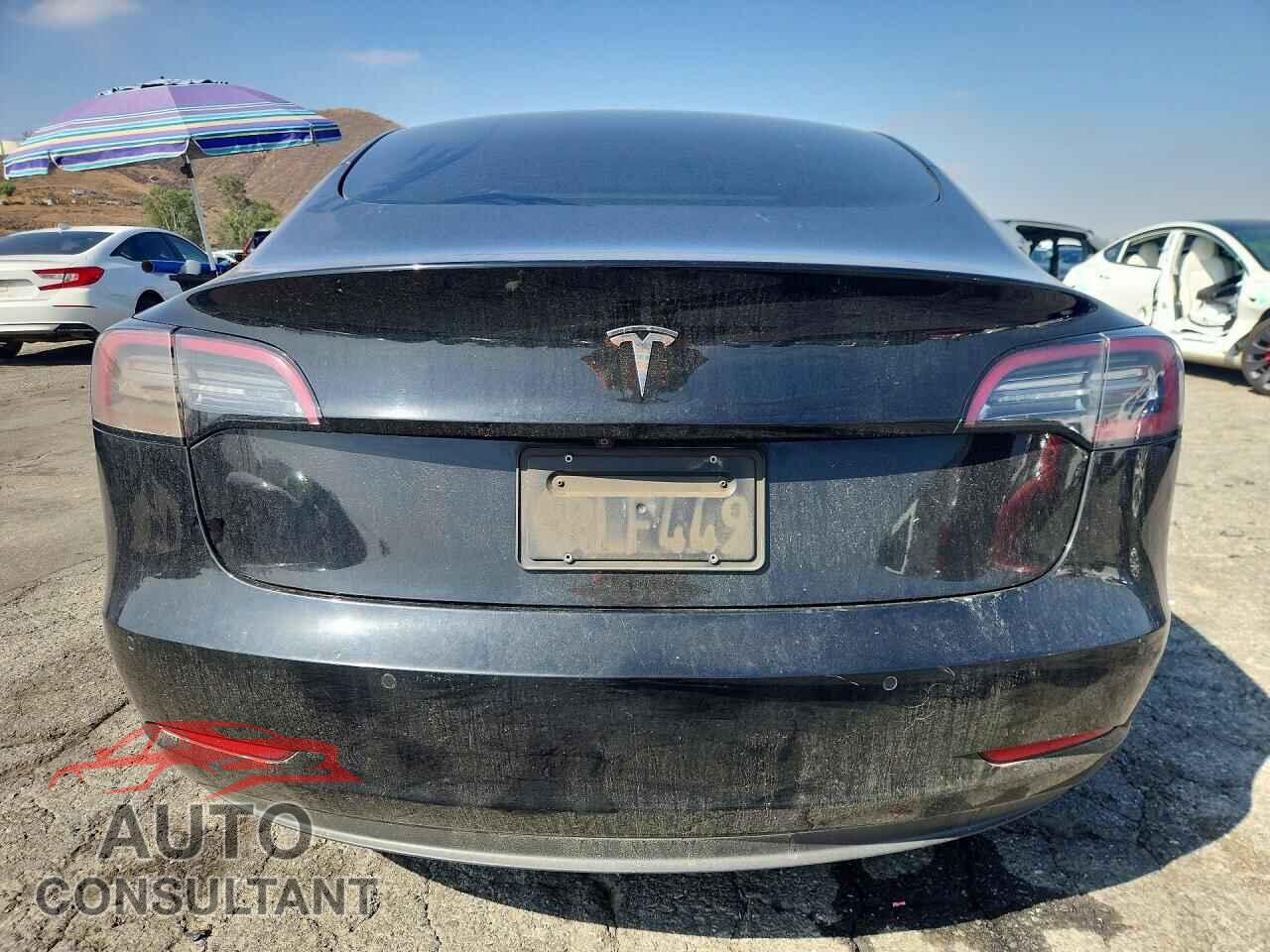 TESLA MODEL 3 2021 - 5YJ3E1EA0MF977278