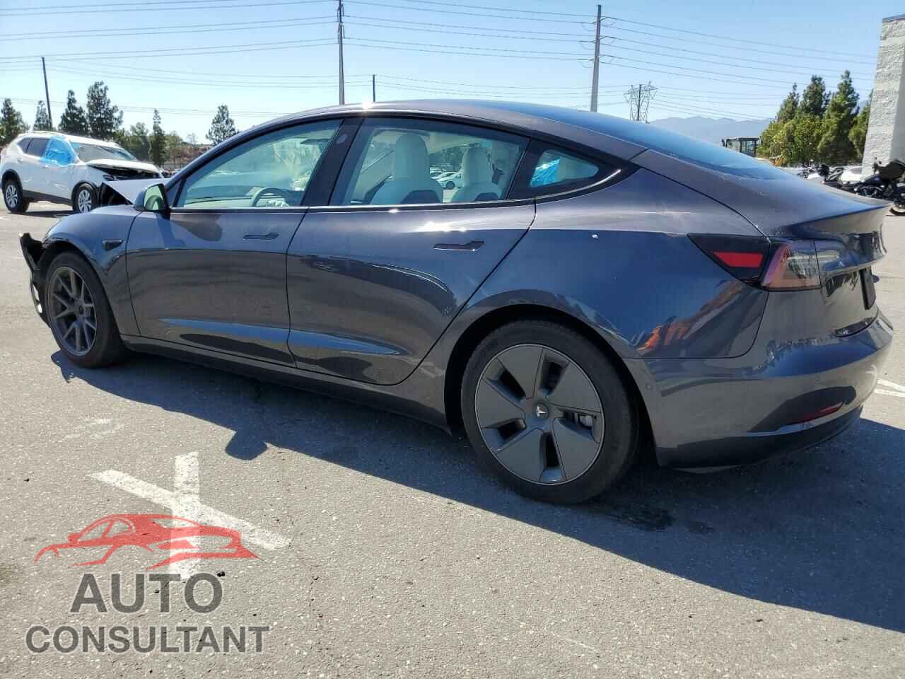 TESLA MODEL 3 2021 - 5YJ3E1EA5MF018751