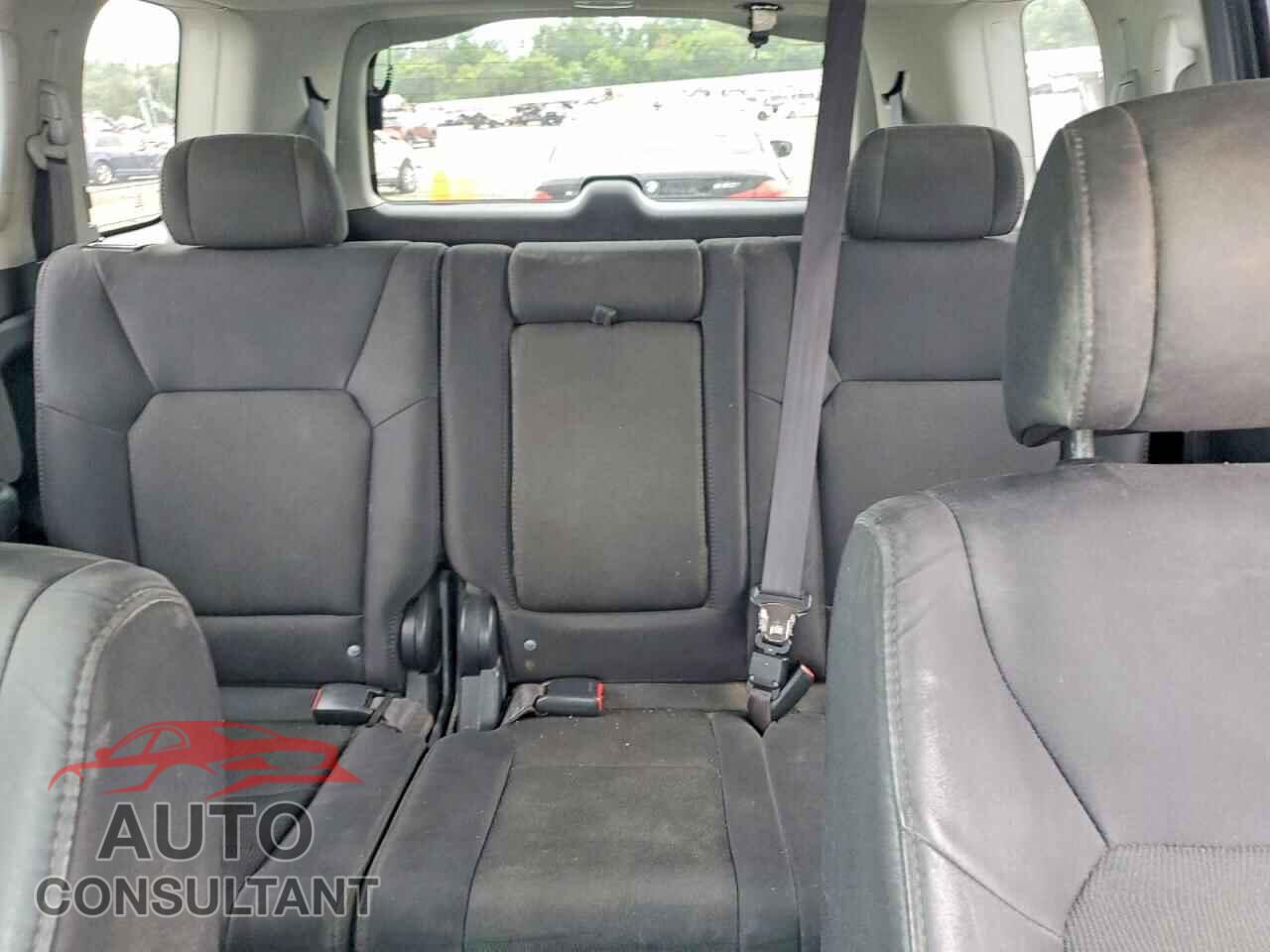 HONDA PILOT 2011 - 5FNYF4H2XBB053811