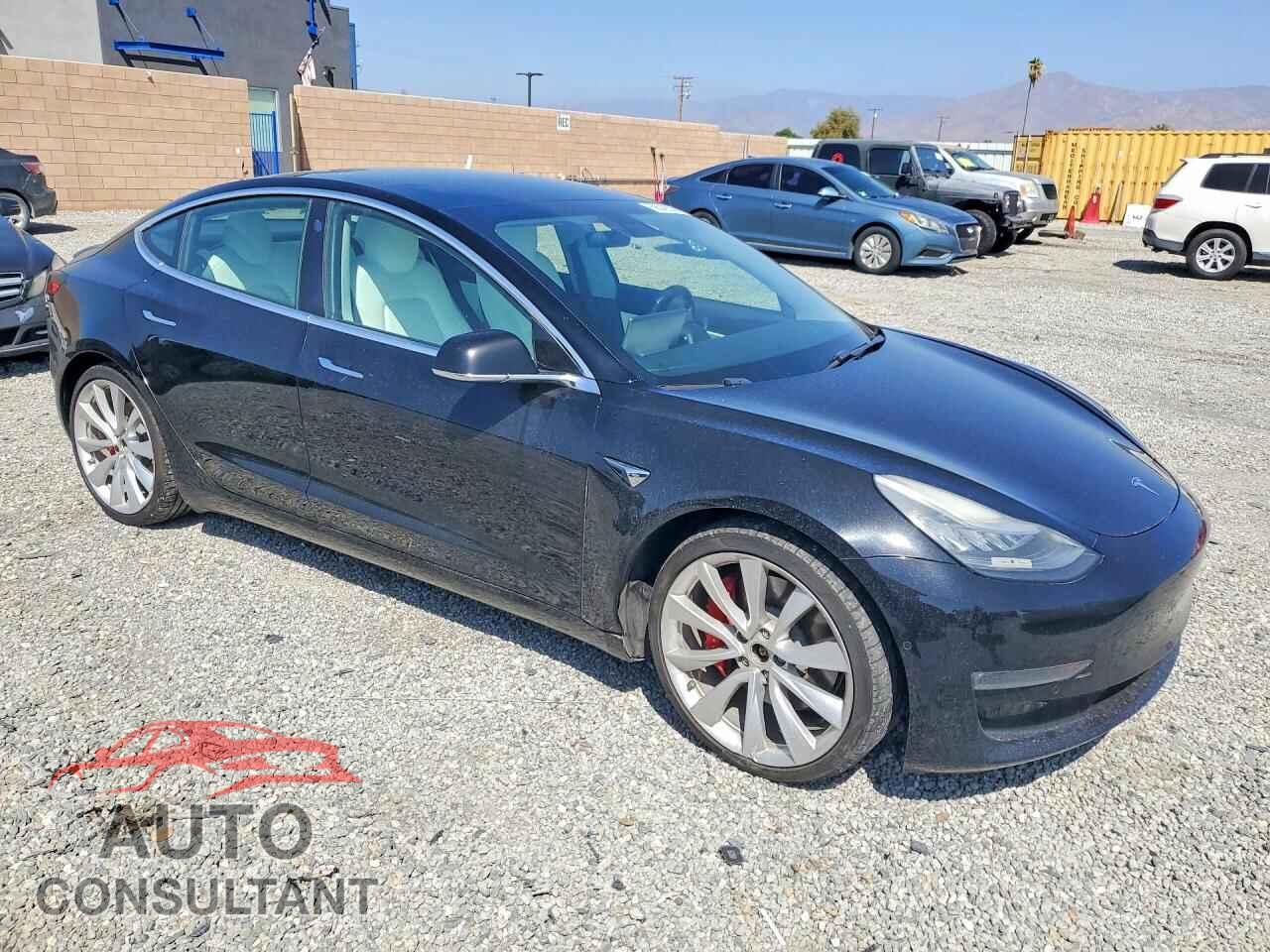 TESLA MODEL 3 2019 - 5YJ3E1EB5KF238347