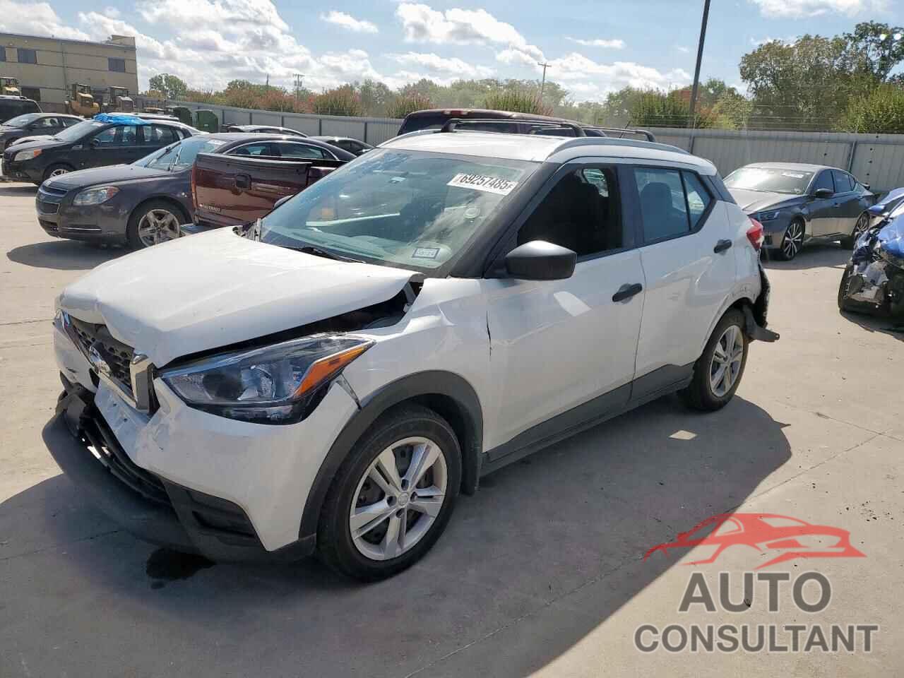 NISSAN KICKS 2018 - 3N1CP5CU5JL521954