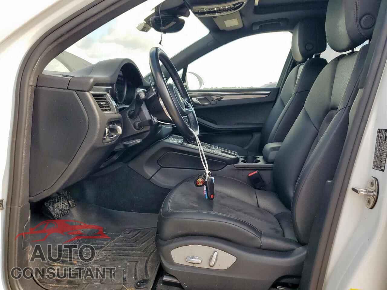 PORSCHE MACAN 2018 - WP1AA2A57JLB20626