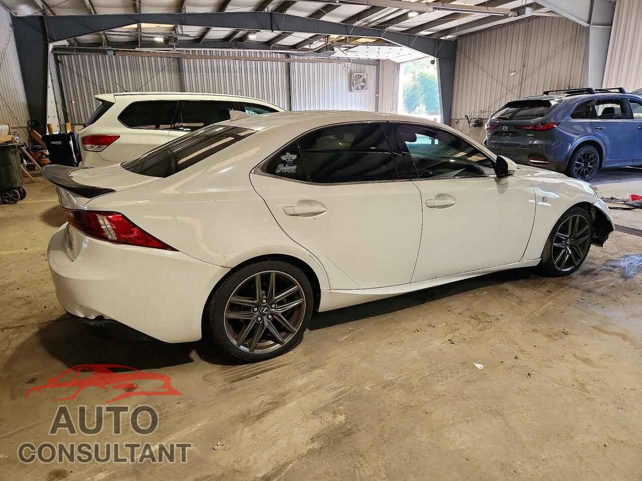 LEXUS IS 2014 - JTHCF1D24E5009712