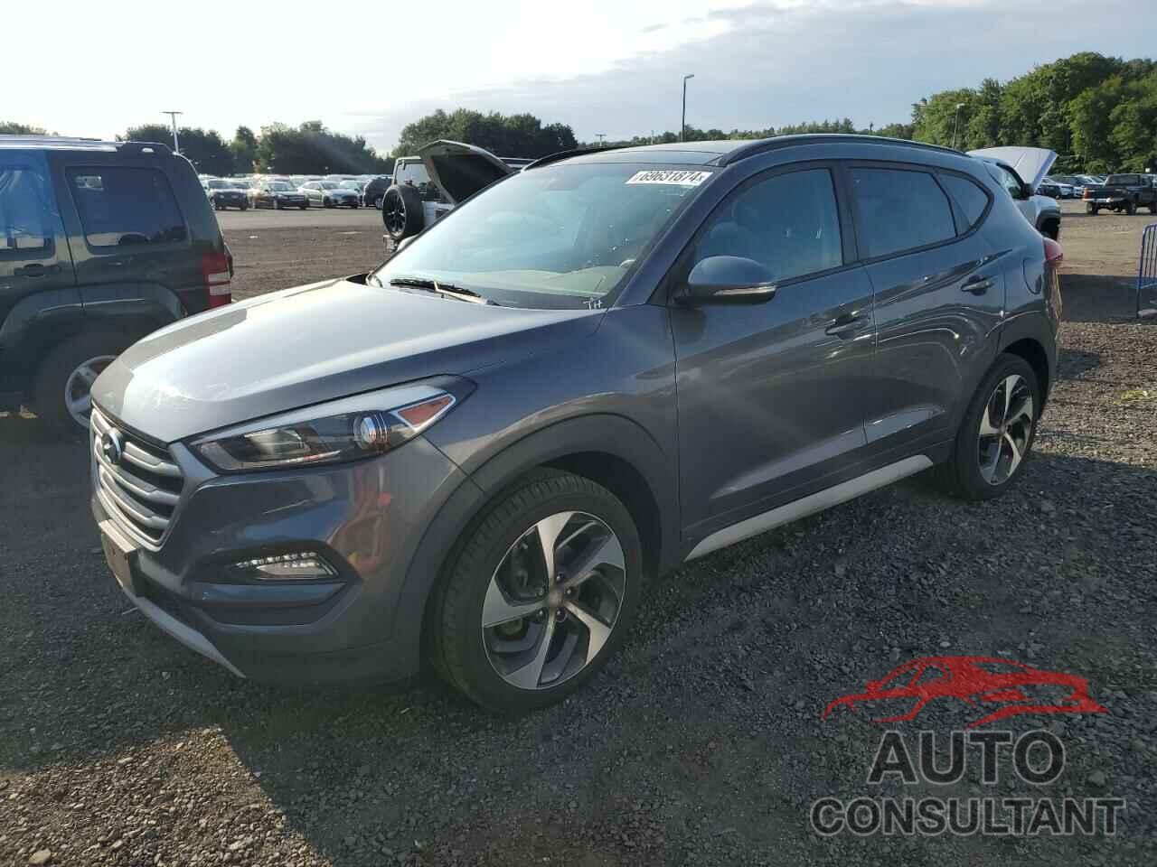 HYUNDAI TUCSON 2018 - KM8J3CA29JU724658