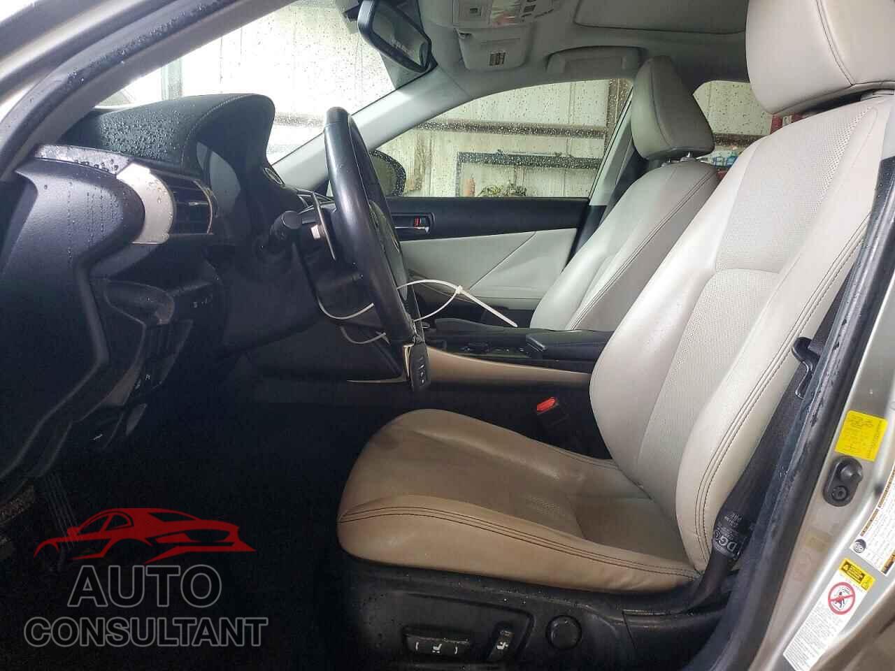 LEXUS IS 2014 - JTHBF1D28E5028694