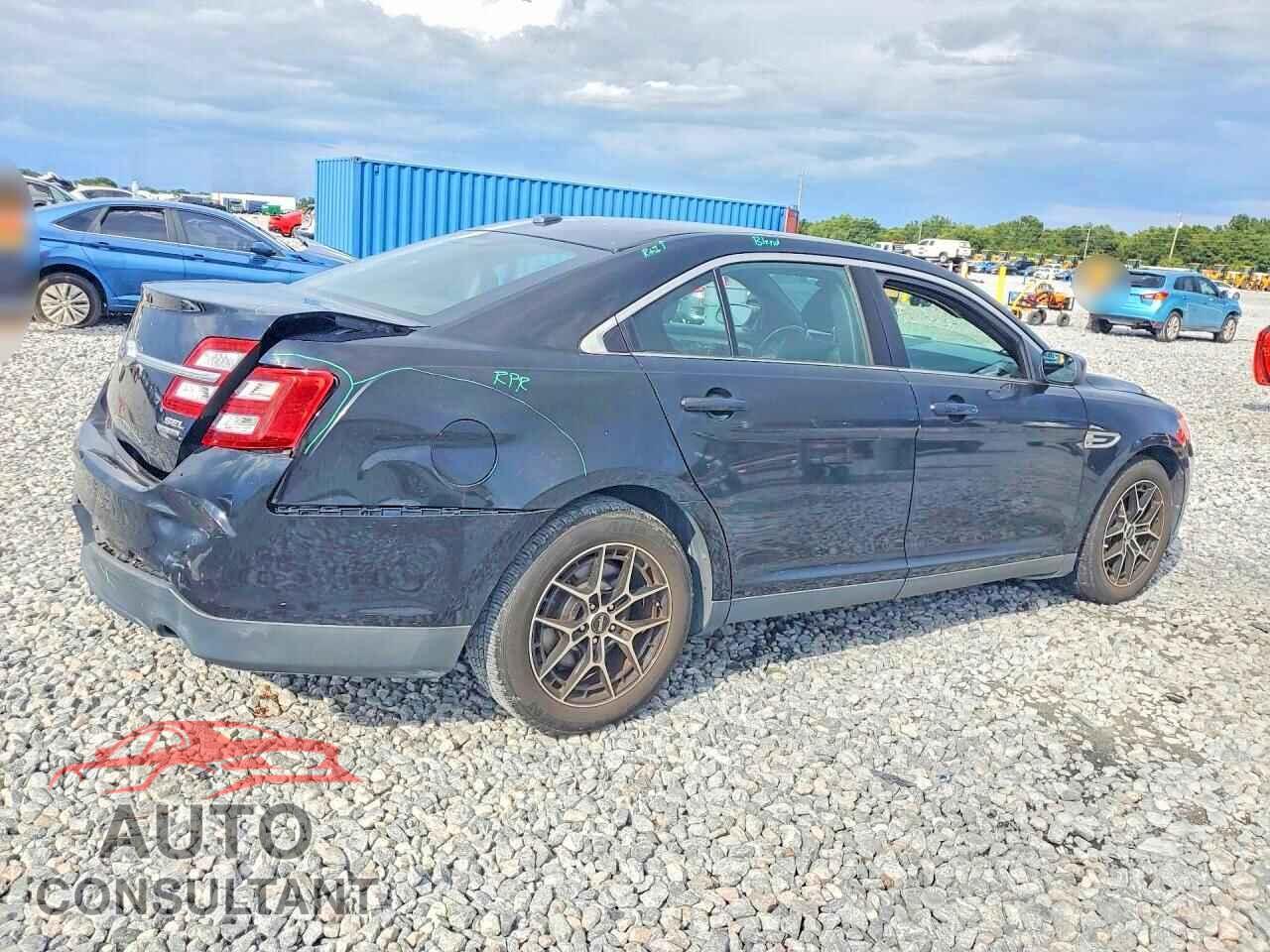 FORD TAURUS 2017 - 1FAHP2E85HG120071