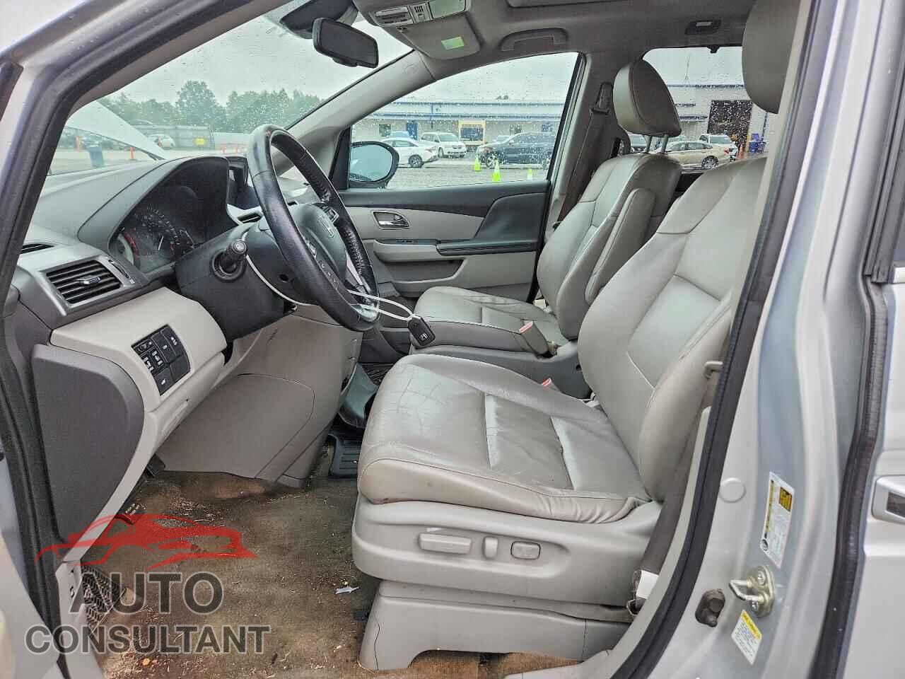 HONDA ODYSSEY 2014 - 5FNRL5H64EB115357