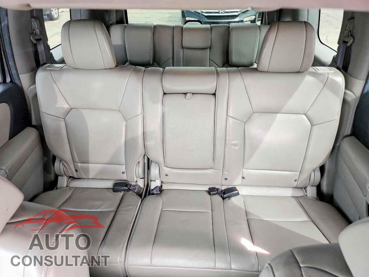 HONDA PILOT 2013 - 5FNYF4H64DB039943