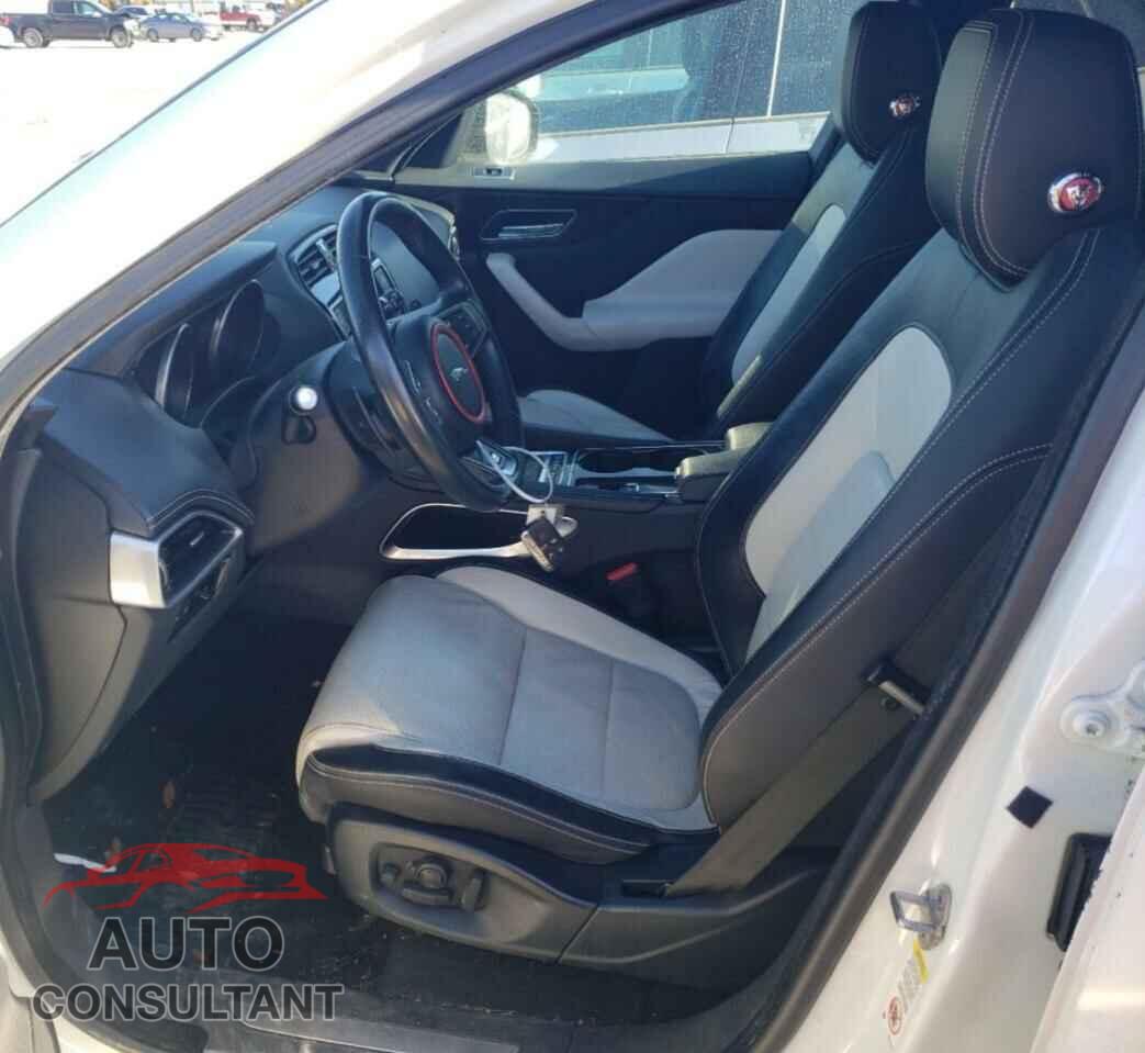 JAGUAR F-PACE 2017 - SADCL2BV4HA894586