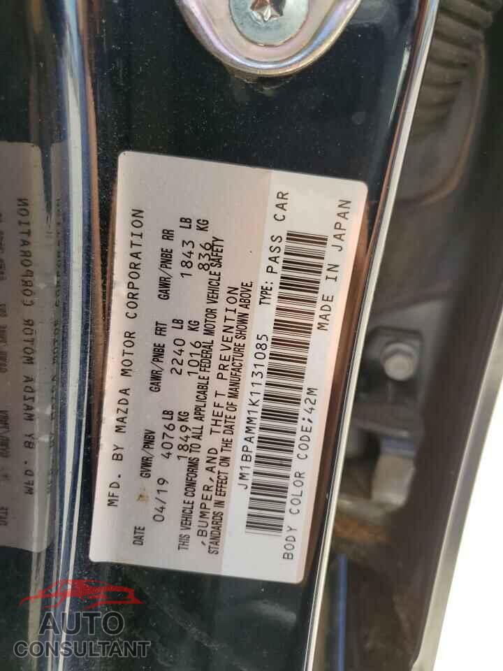 MAZDA 3 2019 - JM1BPAMM1K1131085
